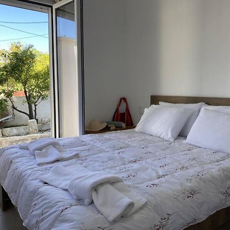Orphanos Apartment Камиларион Екстериор снимка