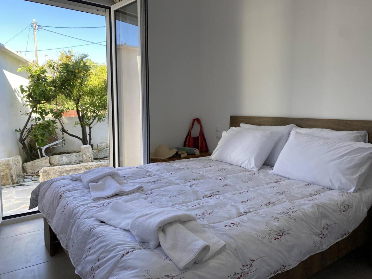 Orphanos Apartment Камиларион Екстериор снимка